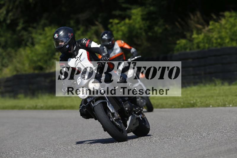 /Archiv-2024/29 12.06.2024 MOTO.CH Track Day ADR/Gruppe blau/65